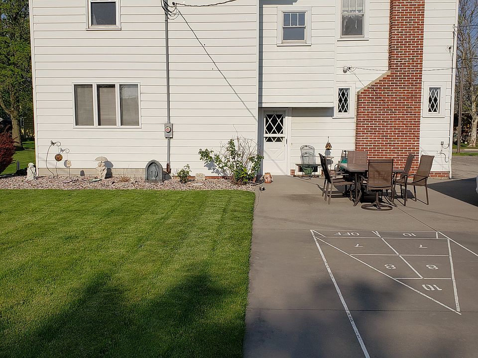 2nd image of 512 S Poplar St #2