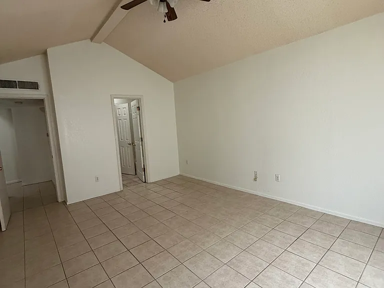344 Bartlett Dr #E — Photo 30