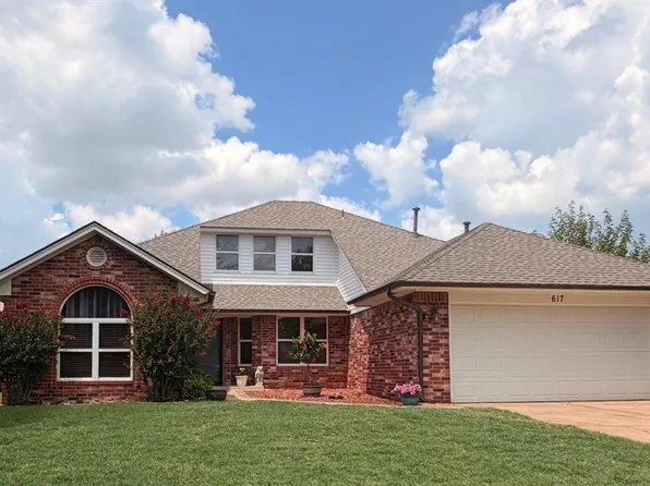 617 Firelane Rd, Edmond, OK 73003