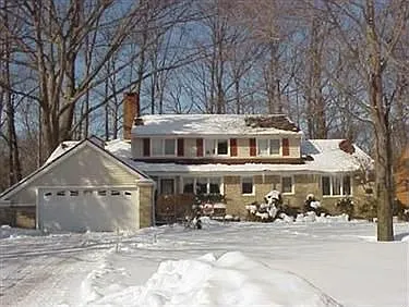 1924 Temblethurst Rd photo 1