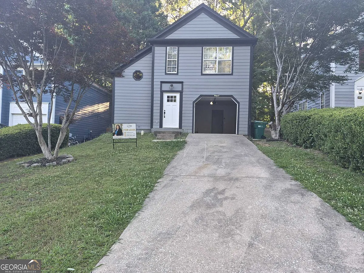Building Photo - 1020 Hampton Hill Ct