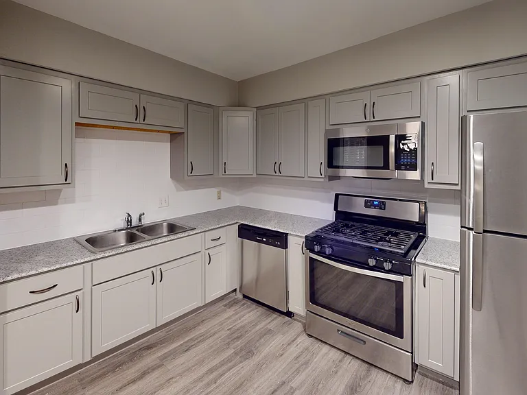 335 E 18th Ave #335 — Photo 1