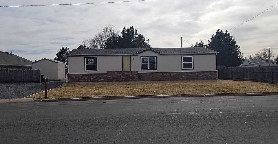 1st image of 413 E Beatty Ave