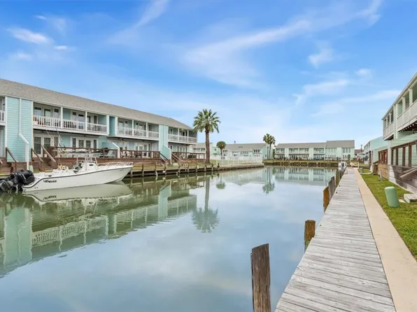 610 Lauderdale Dr Unit 610, Rockport, TX 78382