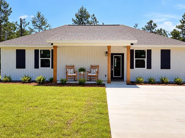 4183 Luar Ave, Chipley, FL 32428