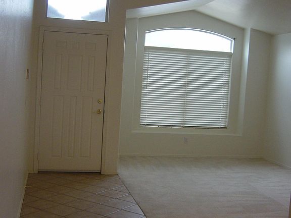 3rd image of 3312 W Gary Dr