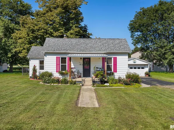 603 N Maple St, Minier, IL 61759