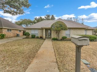 1105 Tulane Dr, Arlington, TX 76012