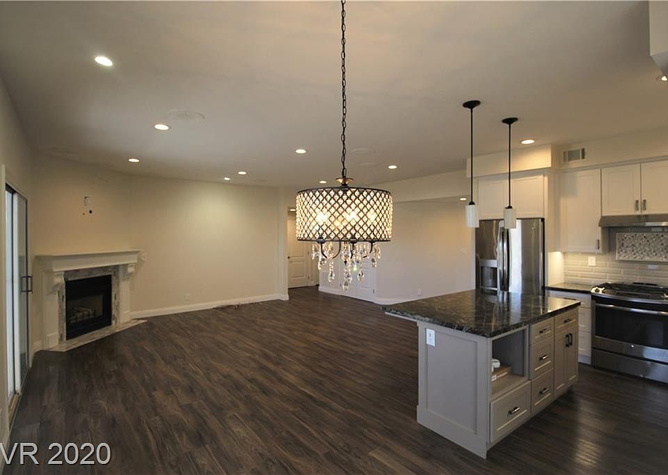 1st image of 7231 Indian Creek Ln Unit 101