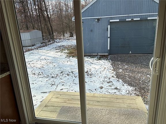 5th image of 656 Hazelwood Ave