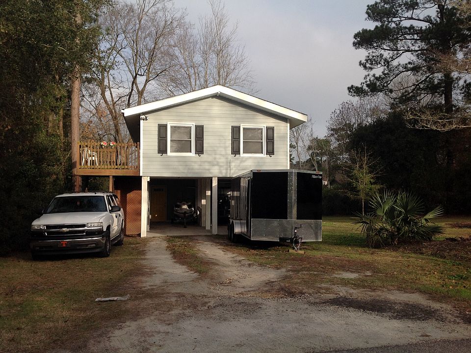 2nd image of 271 Park St