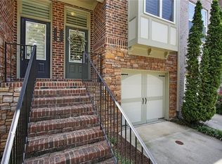 1990 Cobblestone Cir, Atlanta, GA 30319