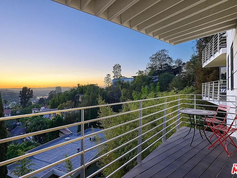 3223 Tareco Dr — Photo 28