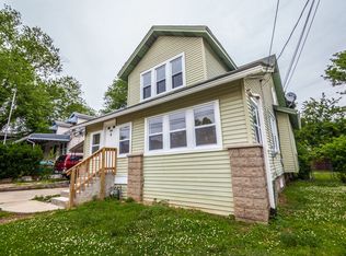 925 Price St, Trainer, PA 19061