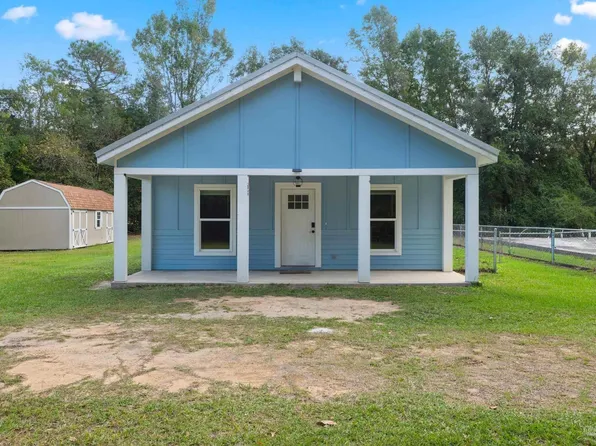 1039 Isabella Rd, Cantonment, FL 32533