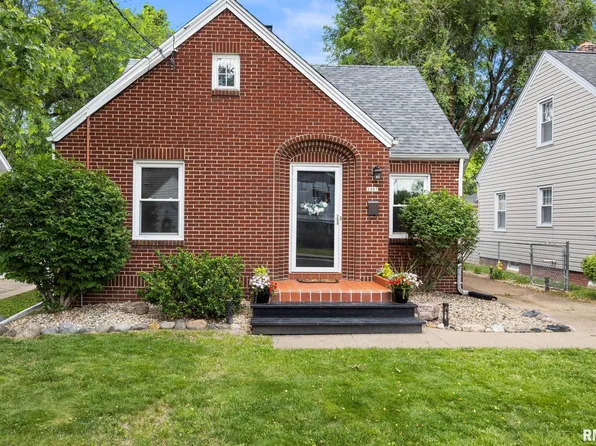 2207 W Kellogg Ave, Peoria, IL 61604