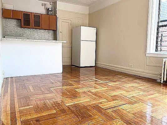 2nd image of 3111 Heath Ave APT 26B