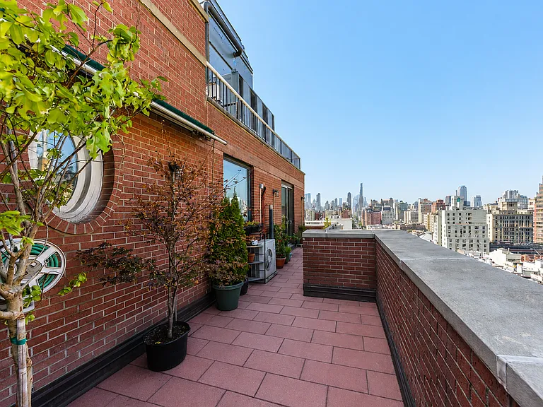 176 W 86th St #PHA — Photo 6