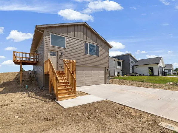4248 Patricia St, Rapid City, SD 57703