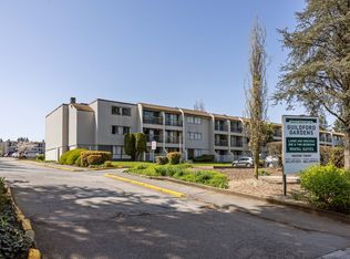 Guildford Gardens, Surrey, BC V3R 4B6