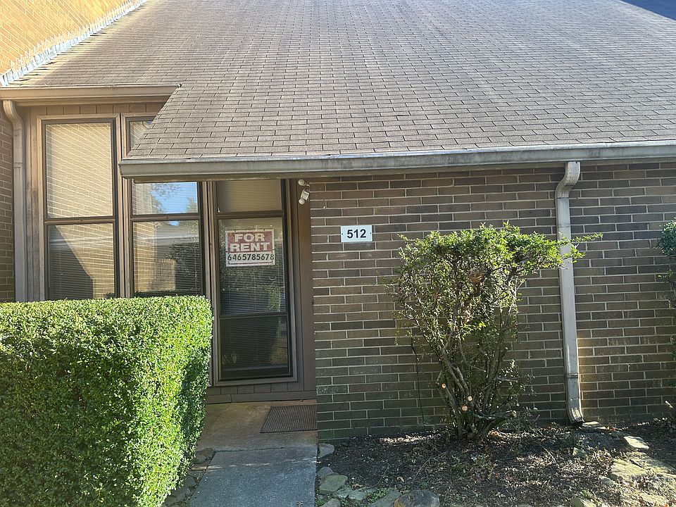 1st image of 512 Canberra Dr