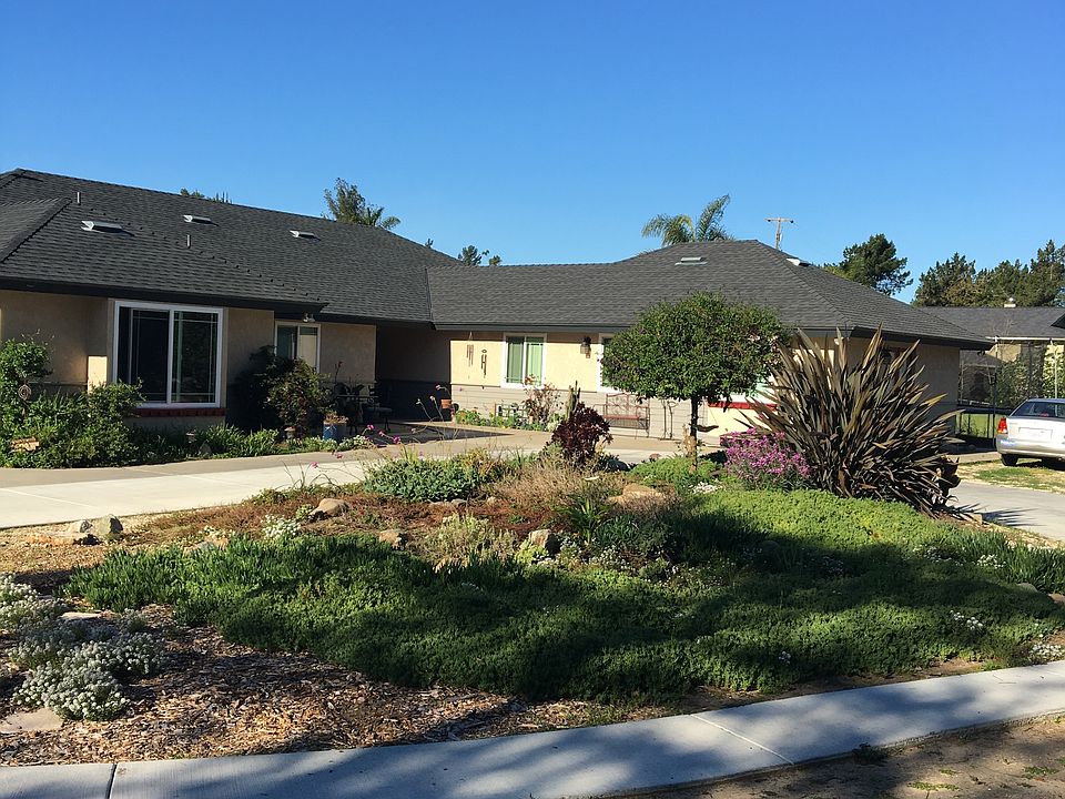 1st image of 104 El Cerrito Dr