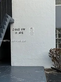 2460 SW 18th Ave #1211