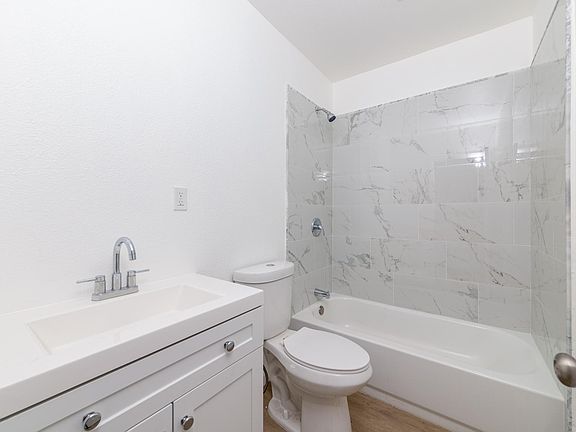 3rd image of 11272 Vena Ave