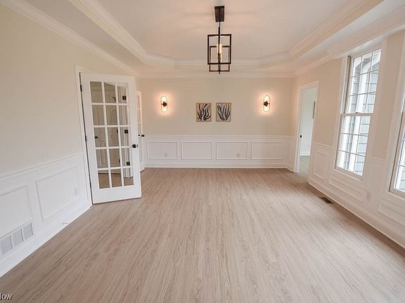 4th image of 18069 Kenston Lake Dr