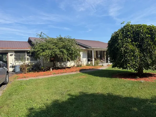 238 Bell Ln, Frankford, WV 24938