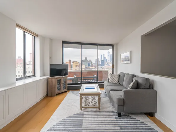 140 Charles Street image 1 of 4