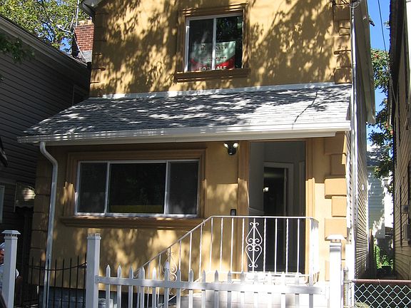 2nd image of 11603 95th Ave