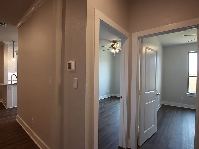 715 Freedom Way — Photo 18