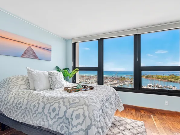 1600 Ala Moana Blvd APT 1804, Honolulu, HI 96815