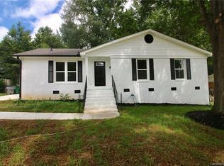 338 Clover Hitch Dr, Charlotte, NC 28215