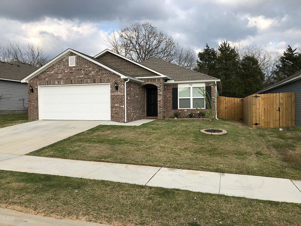 1st image of 1016 S Kingfisher Ln