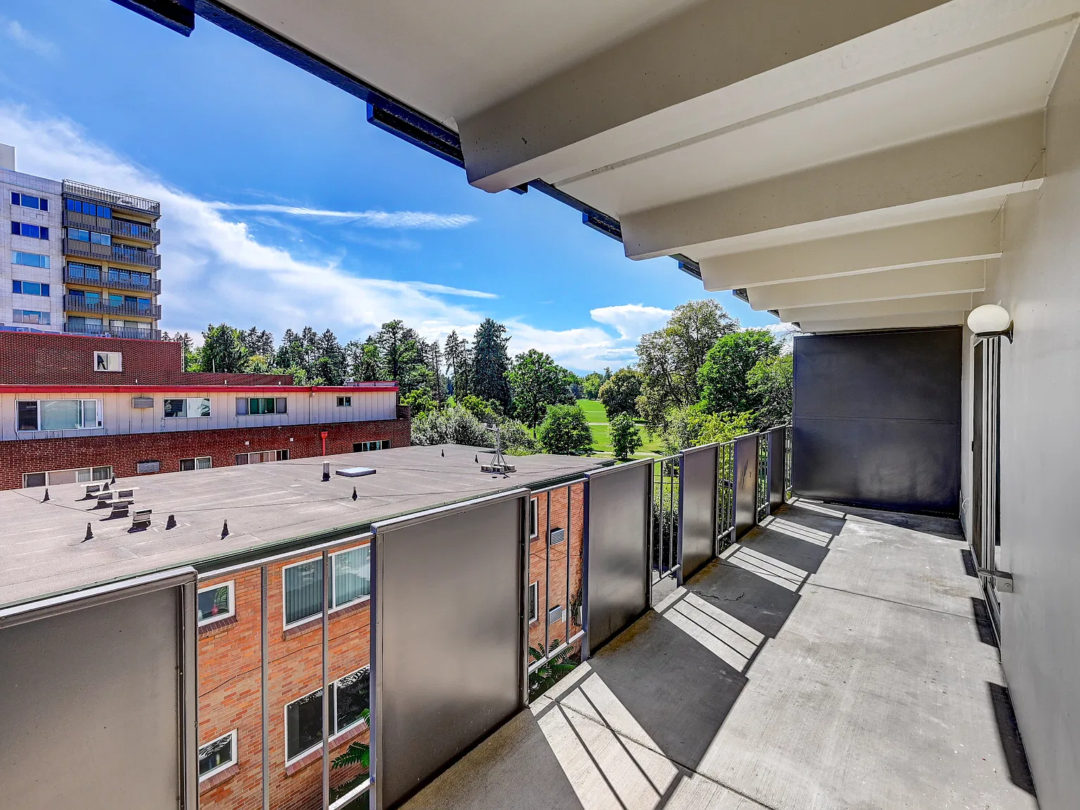 1 bed, 703 sqft, $2,200 — Photo 3