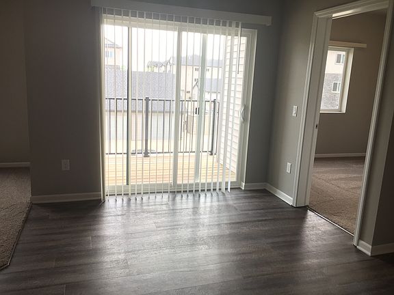 3rd image of 10432 Dorset Dr