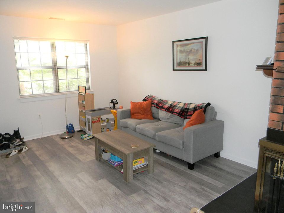 11319 Headlands Ct, Reston, VA 20191 Zillow