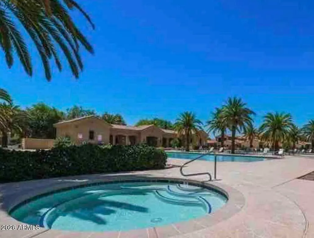 4 bed, 2.5 bath, 2057 sqft, $2,300 — Photo 2