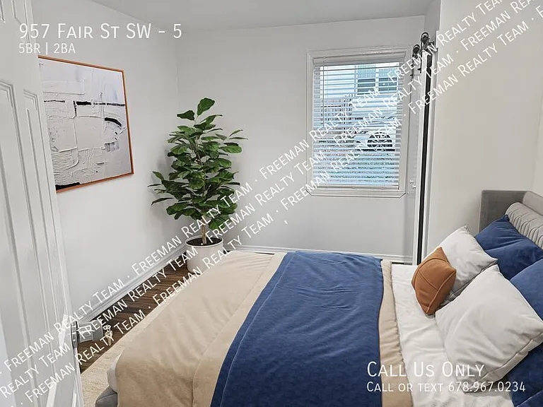 957 Fair St SW #5 — Photo 9