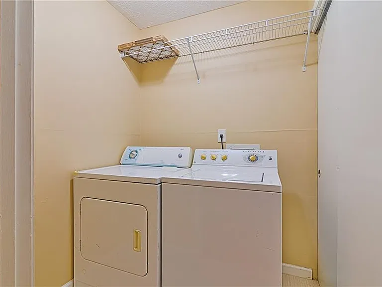 1808 Augusta Dr SE — Photo 10