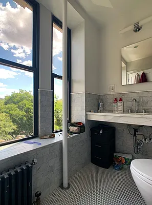 Rented by (Legacy) NY Quality Living Uptown | media 17