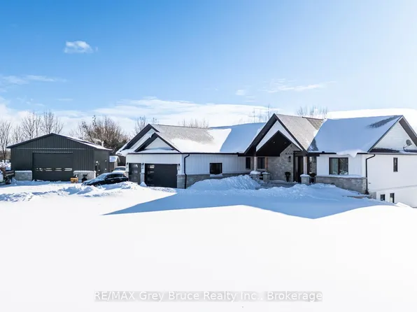 117 Almur Dr, Georgian Bluffs, ON N0H 2T0