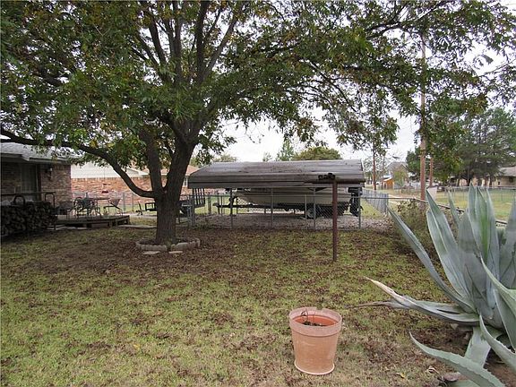 5th image of 3808 Country Side Dr
