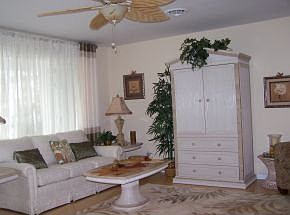 4th image of 82 Westbrook Dr