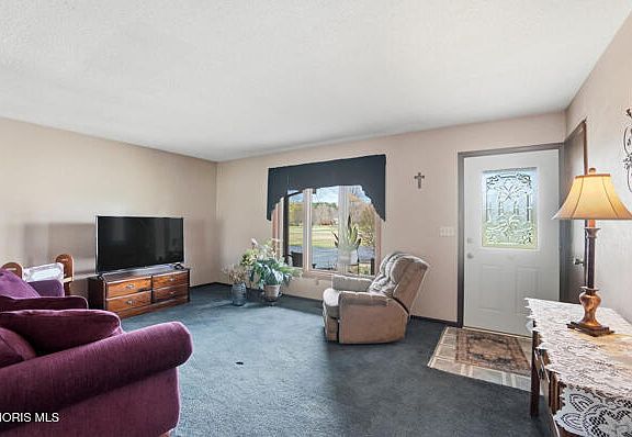 5th image of 7820 Yawberg Rd