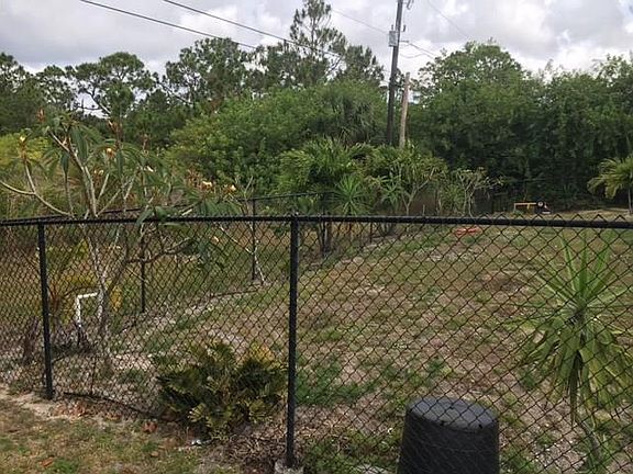 5th image of 9175 103rd Ave