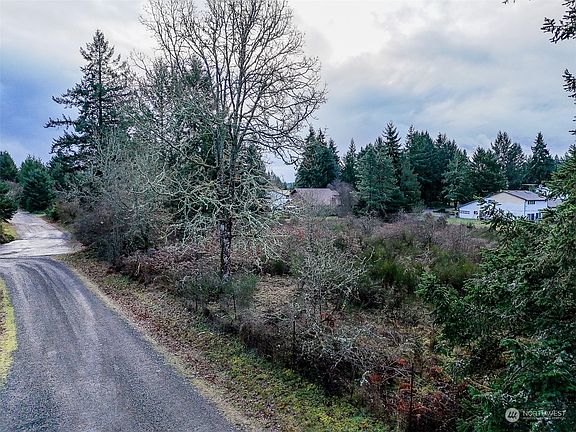 5th image of 0 32nd Avenue E