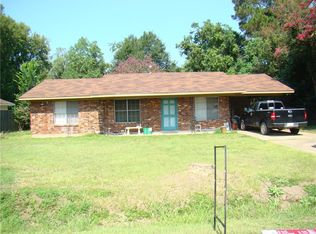 518 Aster St, Marksville, LA 71351